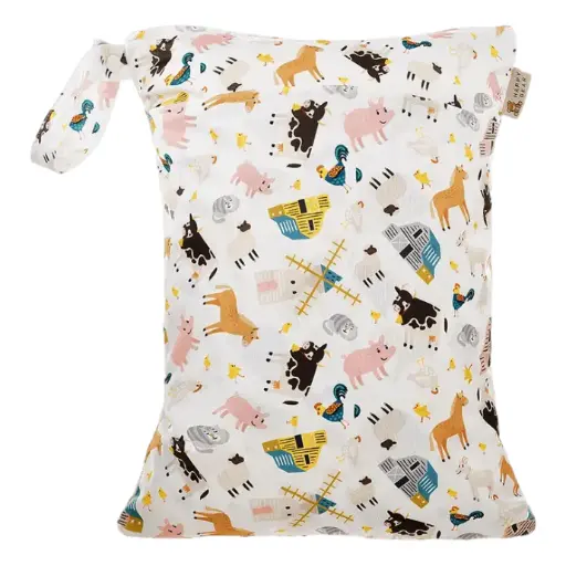 [BA-2026-00023] HappyBear Wetbag – Blue Giraffe | Waterdichte tas voor luiers & zwemspullen (kopie) (kopie)