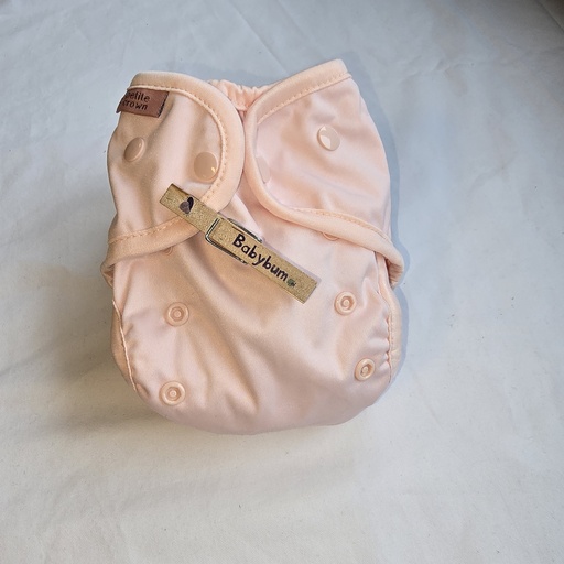 [BA-2026-00256] Petite Crown | Keeper Overbroekje | Newborn 2,7- 8 kg | Misty Rose